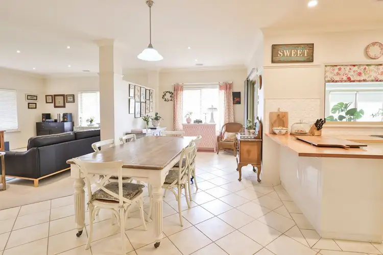Sixth view of Homely house listing, 9 Vineleaf Street, Mildura VIC 3500