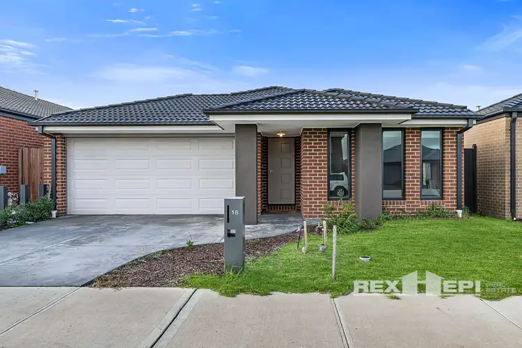 16 Zoe Lane, Officer VIC 3809