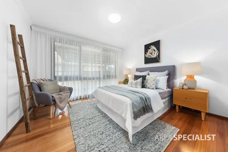 Fifth view of Homely house listing, 2 Scarborough Way, Kings Park VIC 3021