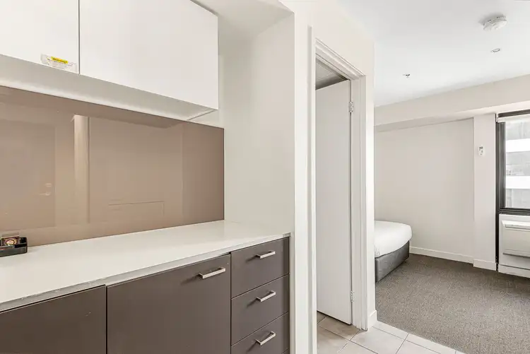 Third view of Homely studio listing, 728/572 St Kilda Road, Melbourne VIC 3004