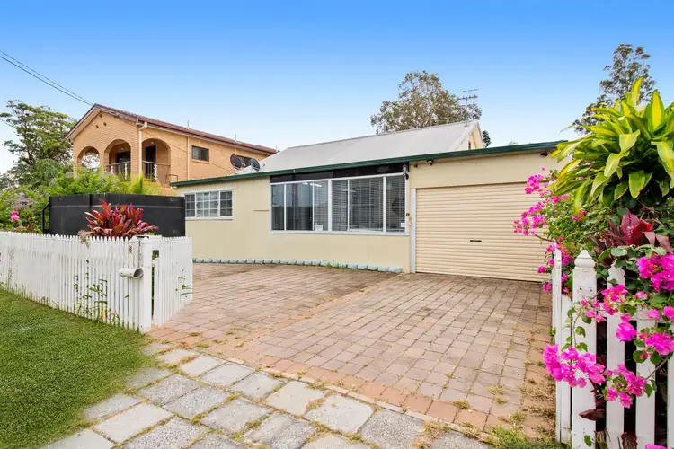 6 Minto Avenue, Long Jetty NSW 2261