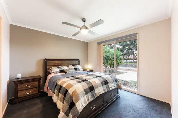 Fifth view of Homely house listing, 3 Connell Walk, Roxburgh Park VIC 3064