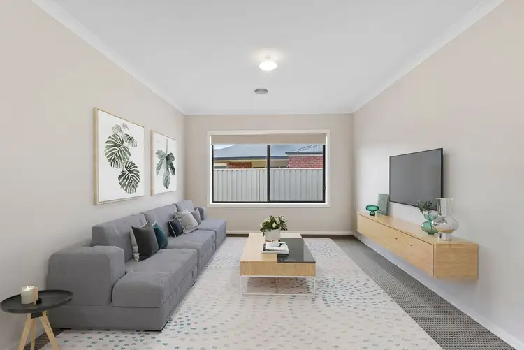 Second view of Homely house listing, 19 Arinya Close, Ascot VIC 3551