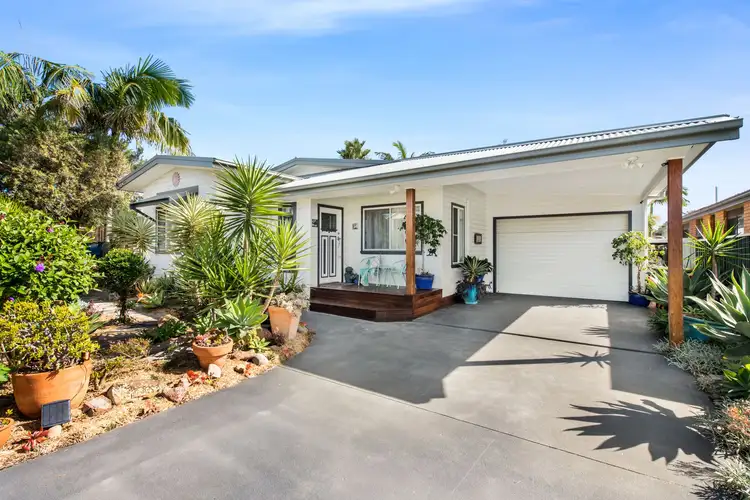 Main view of Homely house listing, 17 Norton Avenue, Killarney Vale NSW 2261