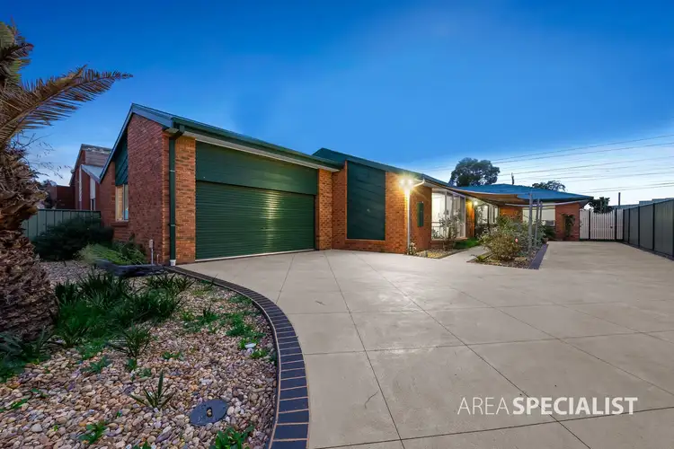 Second view of Homely house listing, 5 Currunghi Court, St Albans VIC 3021