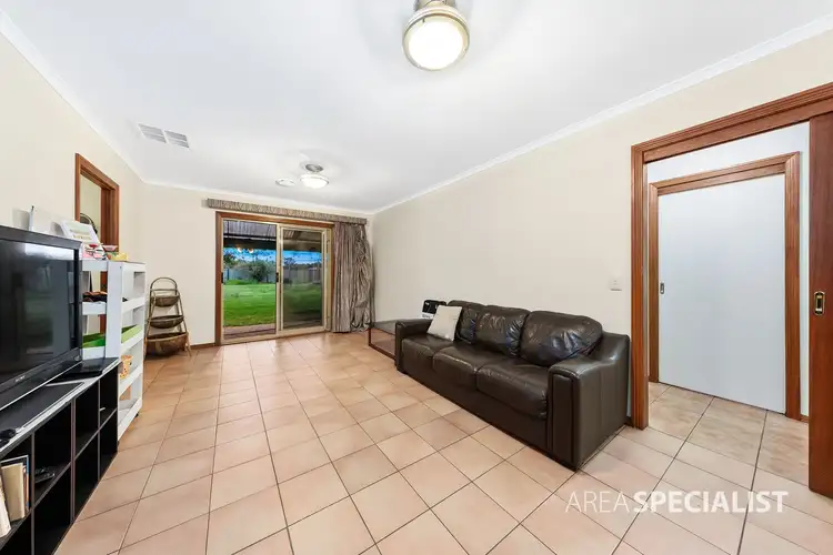Sixth view of Homely house listing, 5 Currunghi Court, St Albans VIC 3021