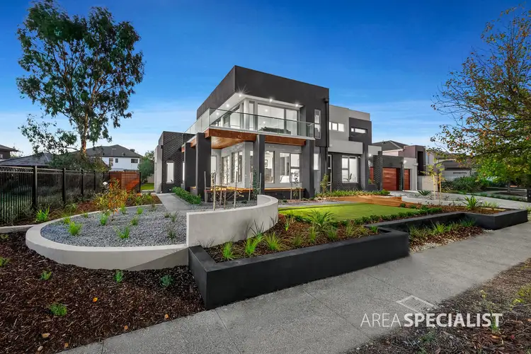 18 Coliban Gardens, Caroline Springs VIC 3023