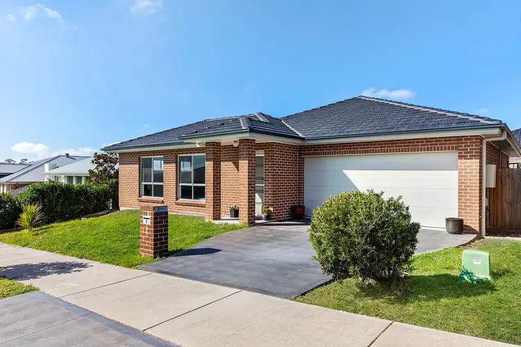 Main view of Homely house listing, 7 Threadtail Street, Chisholm NSW 2322