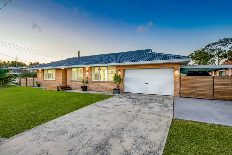 1 Jean Albon Place, Long Jetty NSW 2261