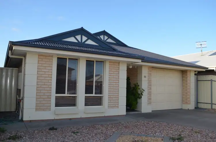 88 Wentworth Parade, Hindmarsh Island SA 5214