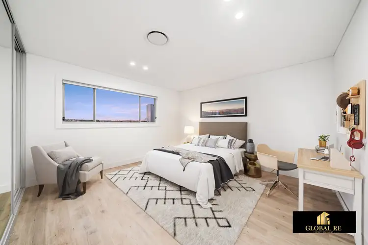 Third view of Homely semi-detached listing, 10 Lang St, Smithfield NSW 2164