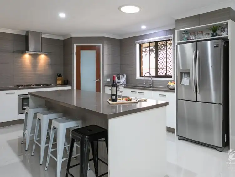 29 Portland Parade, Redland Bay QLD 4165