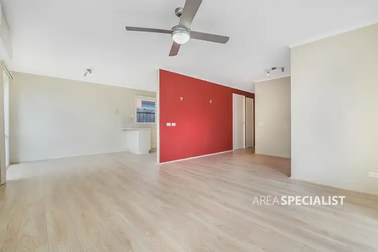 Fourth view of Homely house listing, 5 Jindalee Gardens, Cranbourne West VIC 3977