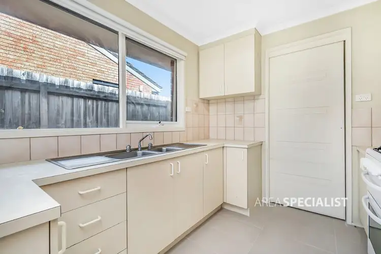 Sixth view of Homely house listing, 5 Jindalee Gardens, Cranbourne West VIC 3977