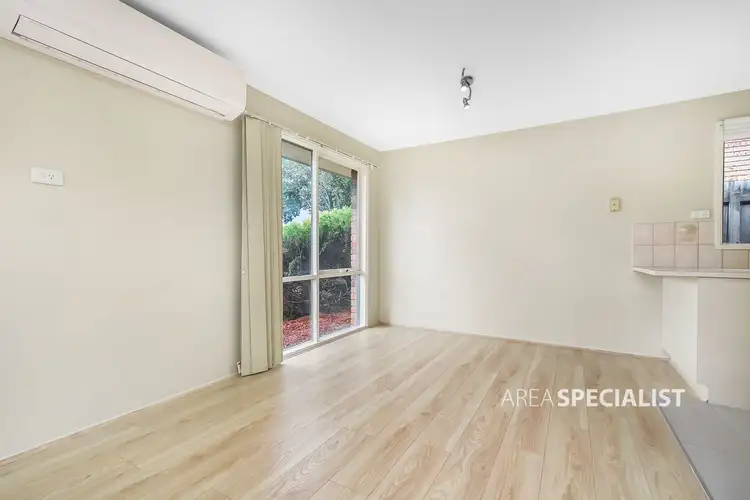 Seventh view of Homely house listing, 5 Jindalee Gardens, Cranbourne West VIC 3977