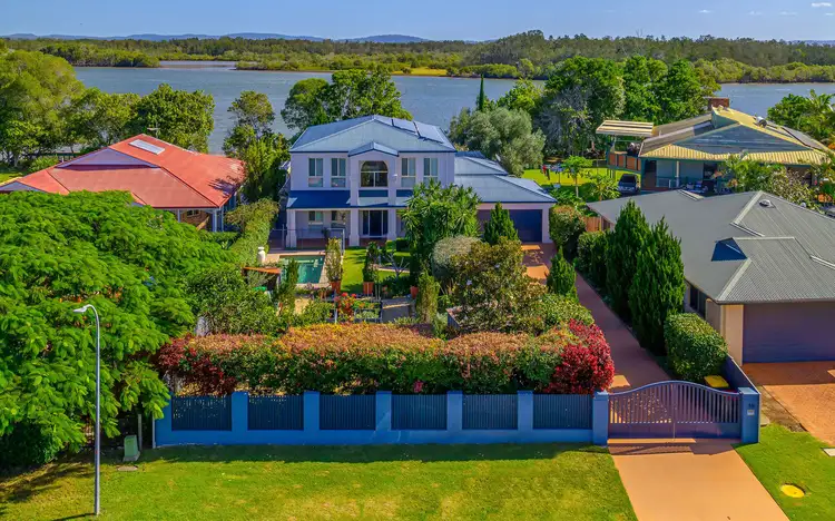 10 Orion Drive, Yamba NSW 2464