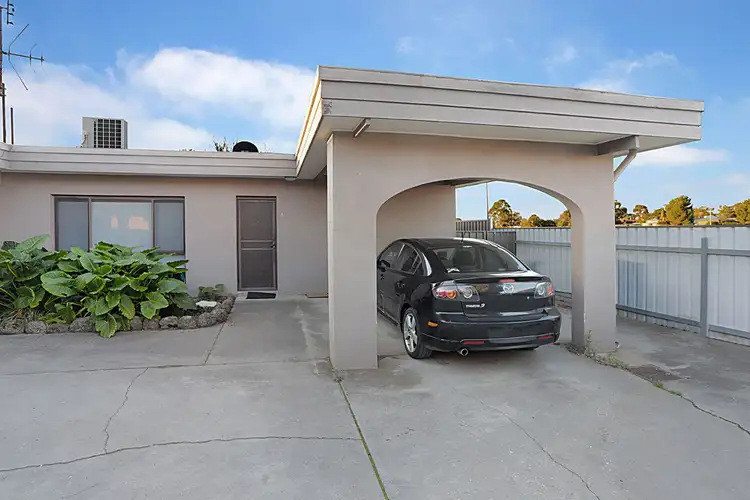 4/34 Eaglehawk Road, Ironbark VIC 3550
