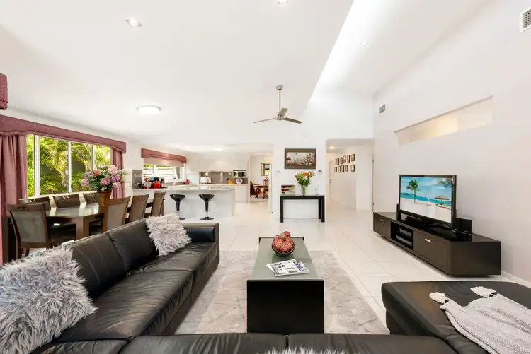 Second view of Homely house listing, 6 Goodenia Crescent, Seventeen Mile Rocks QLD 4073