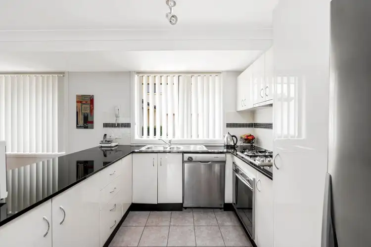 Sixth view of Homely townhouse listing, 4/160 Ocean Parade, Blue Bay NSW 2261