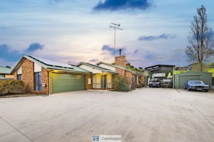 35 Hopetoun Road, Drouin VIC 3818
