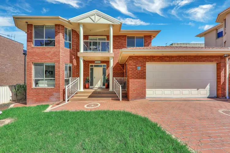 27 Douglas Mawson Drive, Roxburgh Park VIC 3064