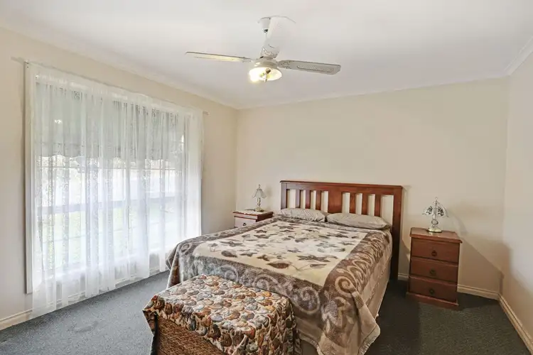 Sixth view of Homely house listing, 1 Martin Place, Eaglehawk VIC 3556