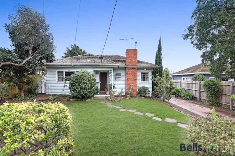 24 Armstrong Street, Sunshine West VIC 3020