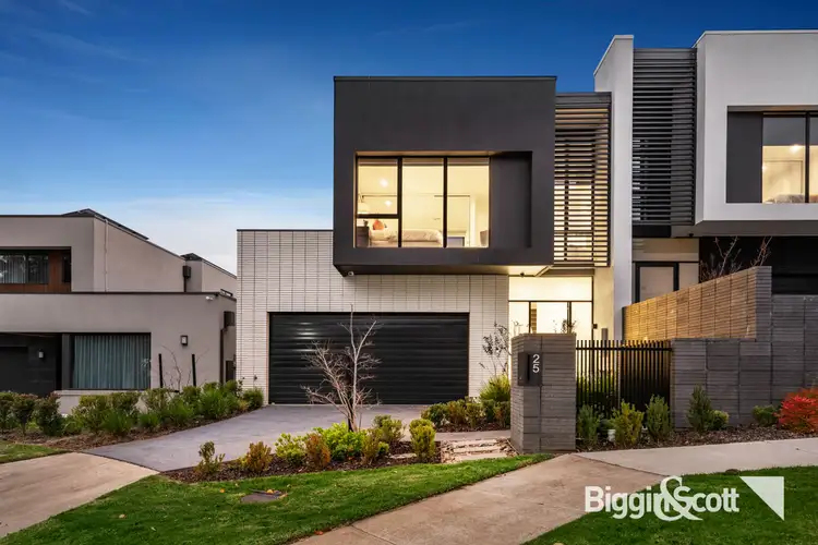 25 Stables Circuit, Doncaster VIC 3108