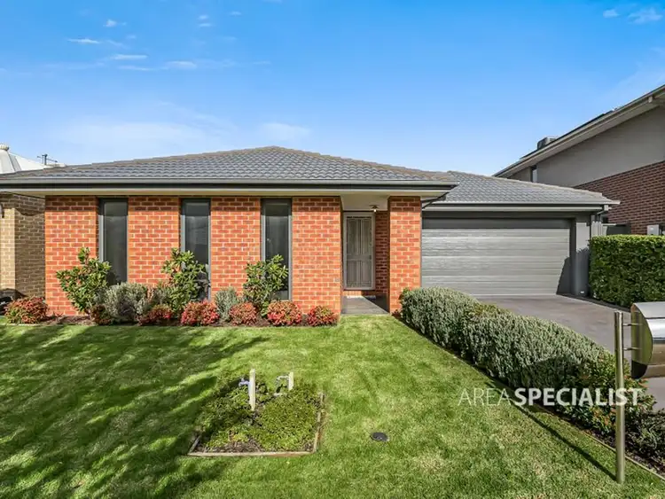 13 Zeus Avenue, Cranbourne West VIC 3977