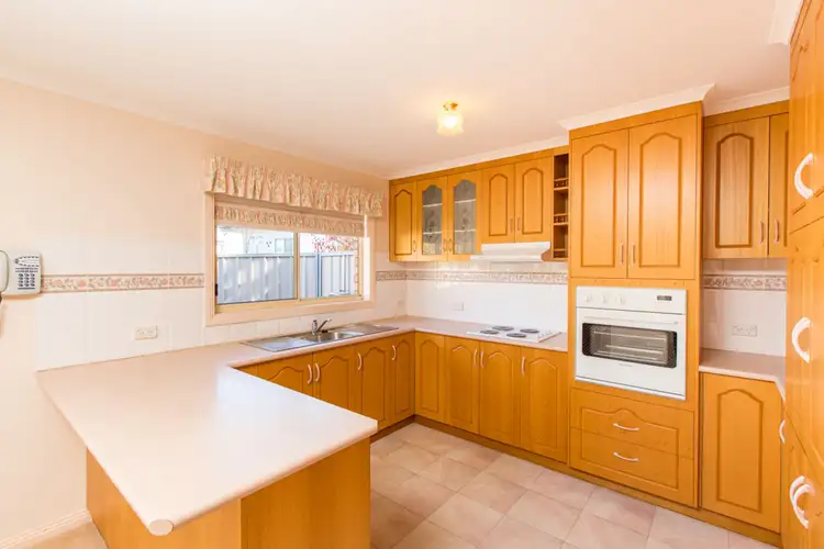 Seventh view of Homely townhouse listing, 6 Kiewa Avenue, Red Cliffs VIC 3496