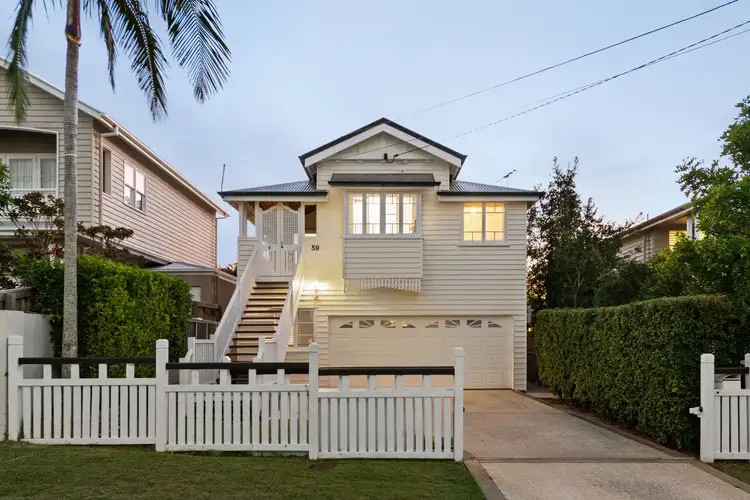 59 Amy Street, Hawthorne QLD 4171