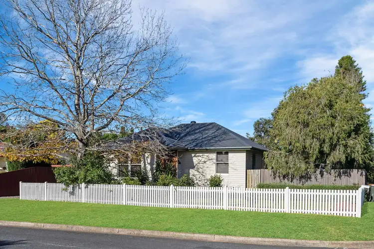 6 Hughes Street, East Maitland NSW 2323