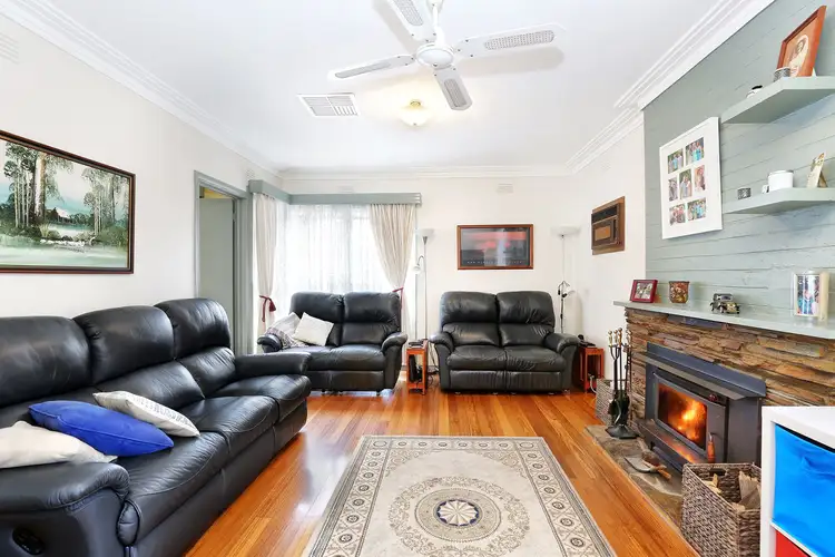 17 Churchill Street, Ringwood VIC 3134