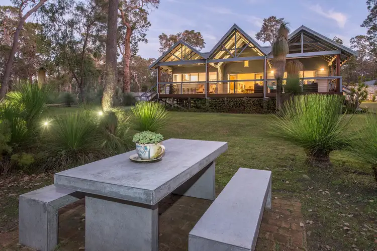 134 Hayes Road, Quindalup WA 6281