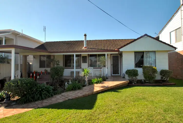 84 Prince Edward Avenue, Culburra Beach NSW 2540