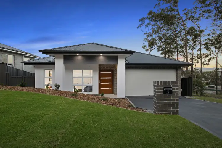 27 Comel Avenue, Cameron Park NSW 2285