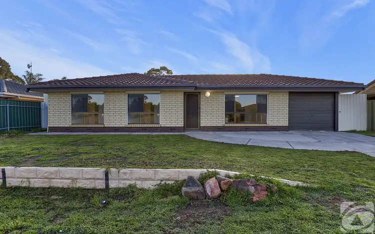 8 Bond Avenue, Burton SA 5110
