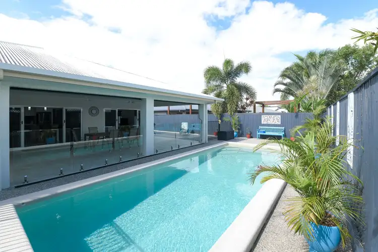 2 Seaways Street, Trinity Beach QLD 4879