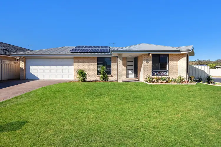 54 Streeton Drive, Metford NSW 2323