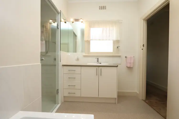 Sixth view of Homely house listing, 4 Simson Street, Carisbrook VIC 3464