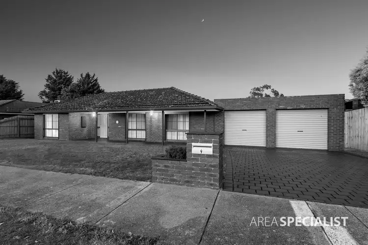 9 Guildford Court, Keilor Downs VIC 3038