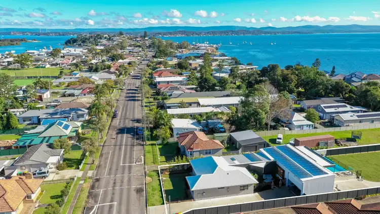 Sixth view of Homely house listing, 27 Marks Point Road, Marks Point NSW 2280