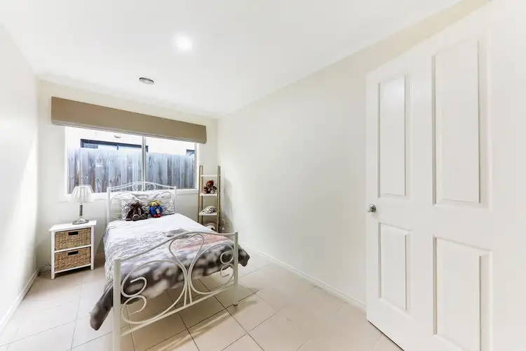 Fifth view of Homely house listing, 10 Villawood Avenue, Roxburgh Park VIC 3064