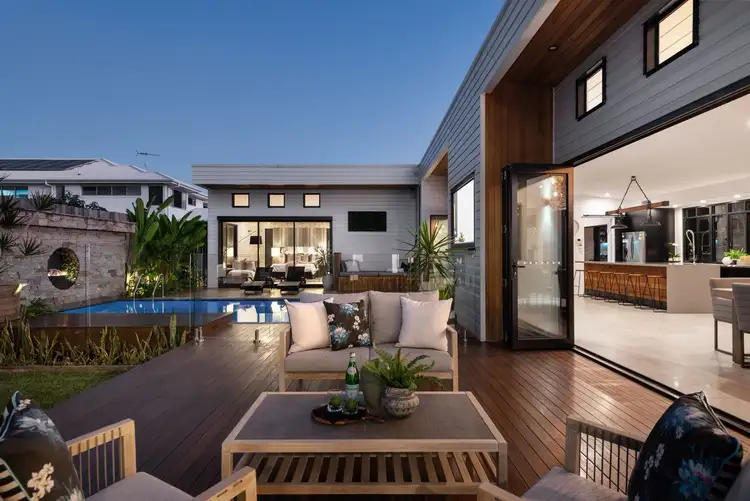 Second view of Homely house listing, 31 Brisbane Street, Bulimba QLD 4171