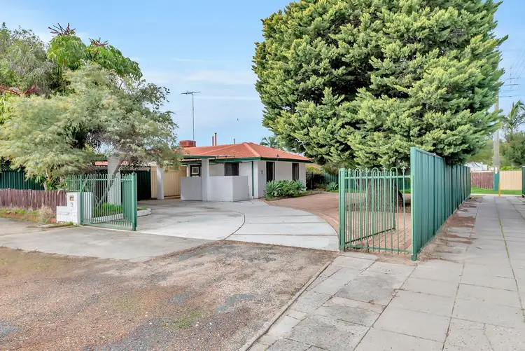 13 Quandong Place, Pinjarra WA 6208
