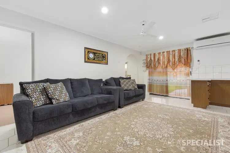Fourth view of Homely house listing, 3 Millswyn Avenue, Hampton Park VIC 3976