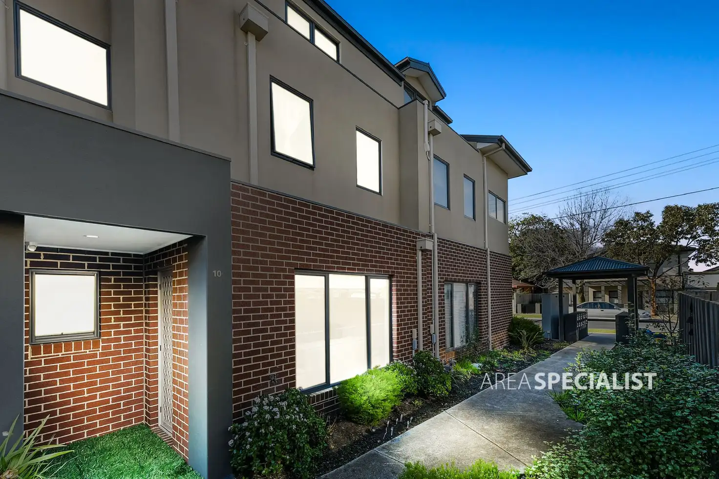 Main view of Homely townhouse listing, 10/2 Hosken Street, Springvale South VIC 3172