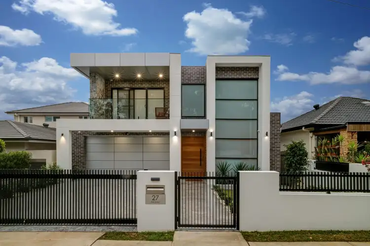 27 Eva Street, Roselands NSW 2196