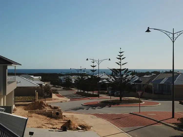 45 O'Mara Boulevard, Iluka WA 6028