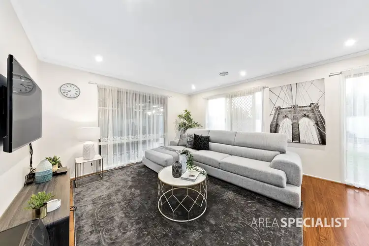 Fifth view of Homely house listing, 3 Moreton Close, Caroline Springs VIC 3023